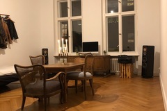 Studio/Spaces: Beautiful 34sqm room in a 210sqm old flat