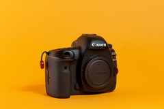 Rentals: Canon 5D Mark IV