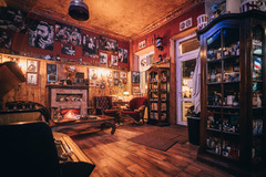 Studio/Spaces: Old School Barber Shop