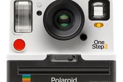 Rentals: Polaroid OneStep2 i-Type Camea