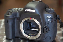 Rentals: Canon 5D Mark IV