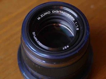 Rentals: Olympus M.Zuiko 45mm / f1:1.8 MFT lens