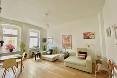 Studio/Spaces: Bright design flat in Prenzlauer Berg