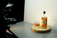 Studio/Spaces: Film-/Fotostudio für Live-Interviews, Produktvideos, Fotos 