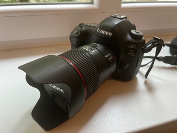 Rentals: Canon 5d Mark IV + EF 35mm f/1.4L II USM