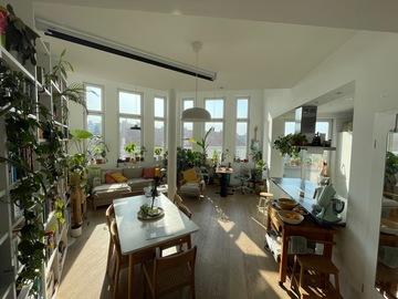 Studio/Spaces: Bright Penthouse with 360 view Rooftop 