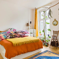Studio/Spaces: Alt Bau Luxury MItte Apartment