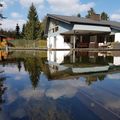 Studio/Spaces: Buche unser schönes Haus mit großzügiger Terasse am Schwimmteich 