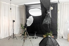Studio/Spaces: 50sqm Photo Studio to rent in Neukölln