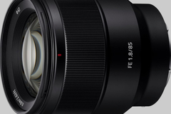 Rentals: Sony SEL-85F18  Portrait Lens + UV Filter